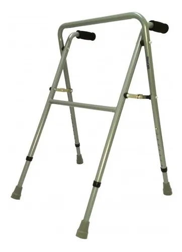 Trípode de Aluminio, regulable 75cm - 95cm.